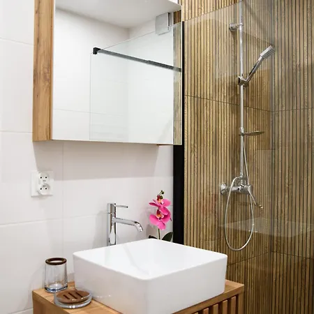 Lipowa * Szczawno-Zdroj